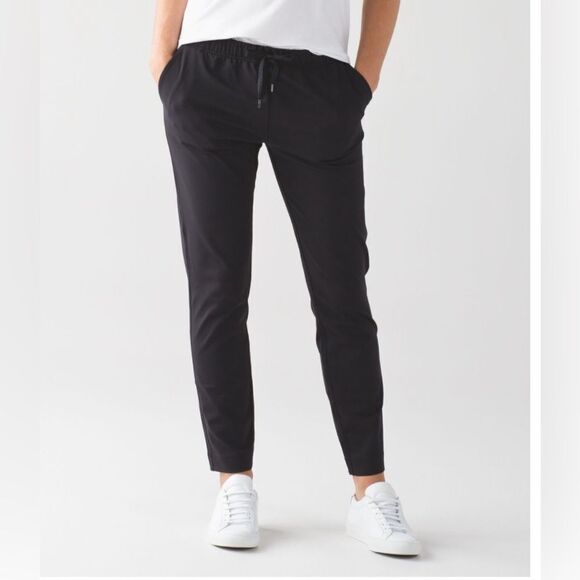 Black Lululemon Jet Pants - Picture 1 of 8